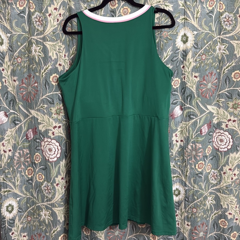 Athleisure dress - Picture 2 of 3